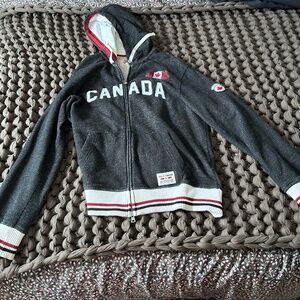 Roots Canada Women's Zip Up Hoodie Size Medium